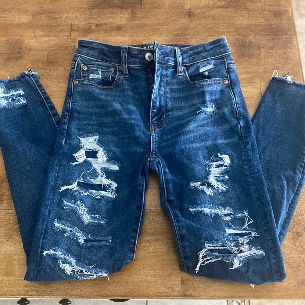 AE skinny distressed